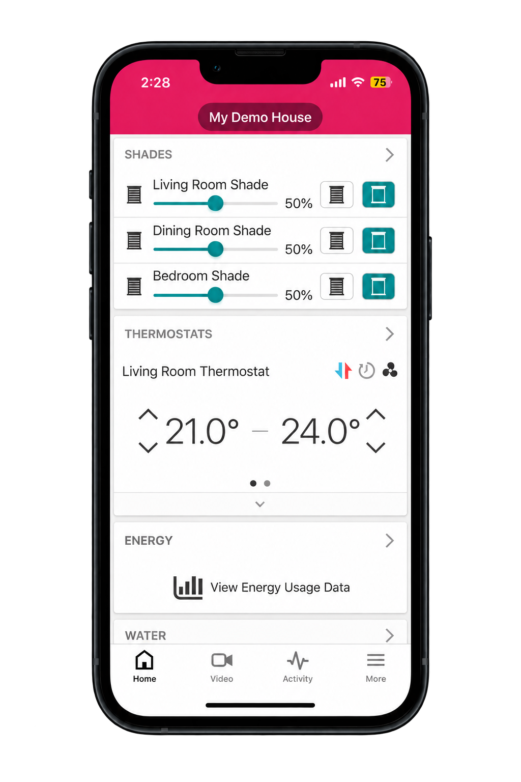 App showing shade controls and a thermostat set to 21–24 degrees
